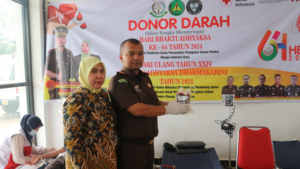 KEJAKSAAN NEGERI ACEH SINGKIL MENYELENGGARAKAN KHINATAN MASSAL DAN DONOR DARAH DALAM RANGKA MEMPERINGATI HARI BHAKTI ADHYAKSA KE-64 TAHUN 2024, DAN HARI ULANG TAHUN XXIV IKATAN ADHYAKSA DHARMAKARINI TAHUN 2024 DI KEJAKSAAN NEGERI ACEH SINGKIL
