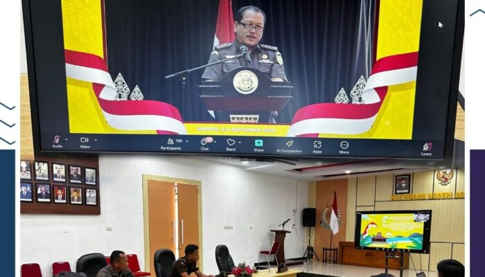 Kajari dan Kasubagbin Ikuti Penutupan Rapat Kerja Teknis Bidang Pembinaan Tahun 2024